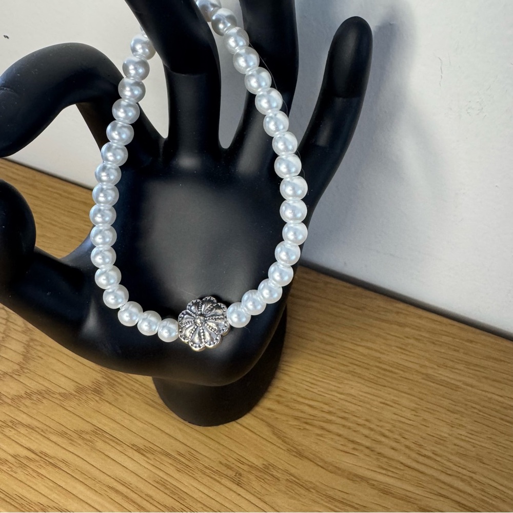 Glass Pearl White with Metal Antique Silver Carved Flower Bracelet